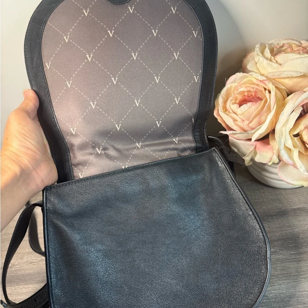 Vince Camuto Izzi Suede Tassel Bag Black IMMACULATE - Picture 7 of 11